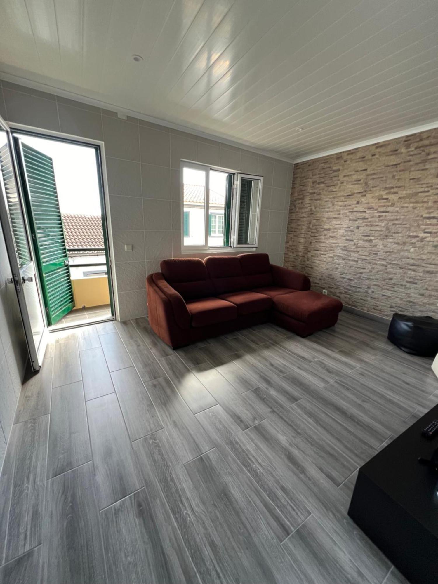 Casa A 2 Minutos A Pe De Piscina Natural ปอนตาเดลกาดา ภายนอก รูปภาพ